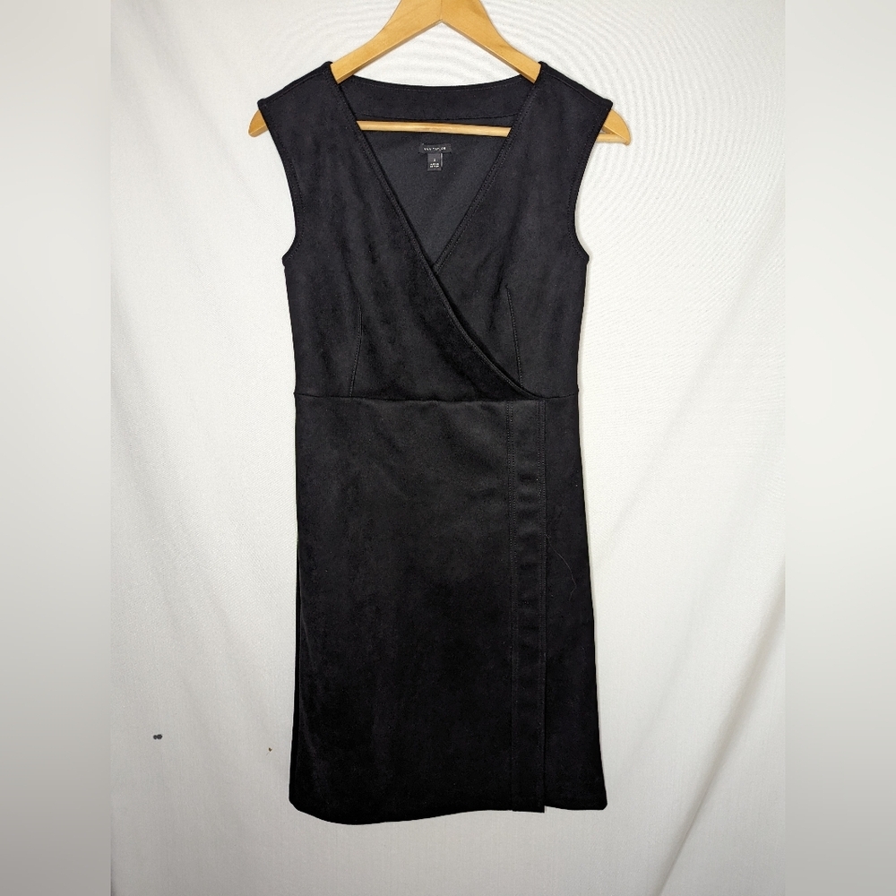 Ann Taylor Black Sleeveless Sheath Dress Size 2